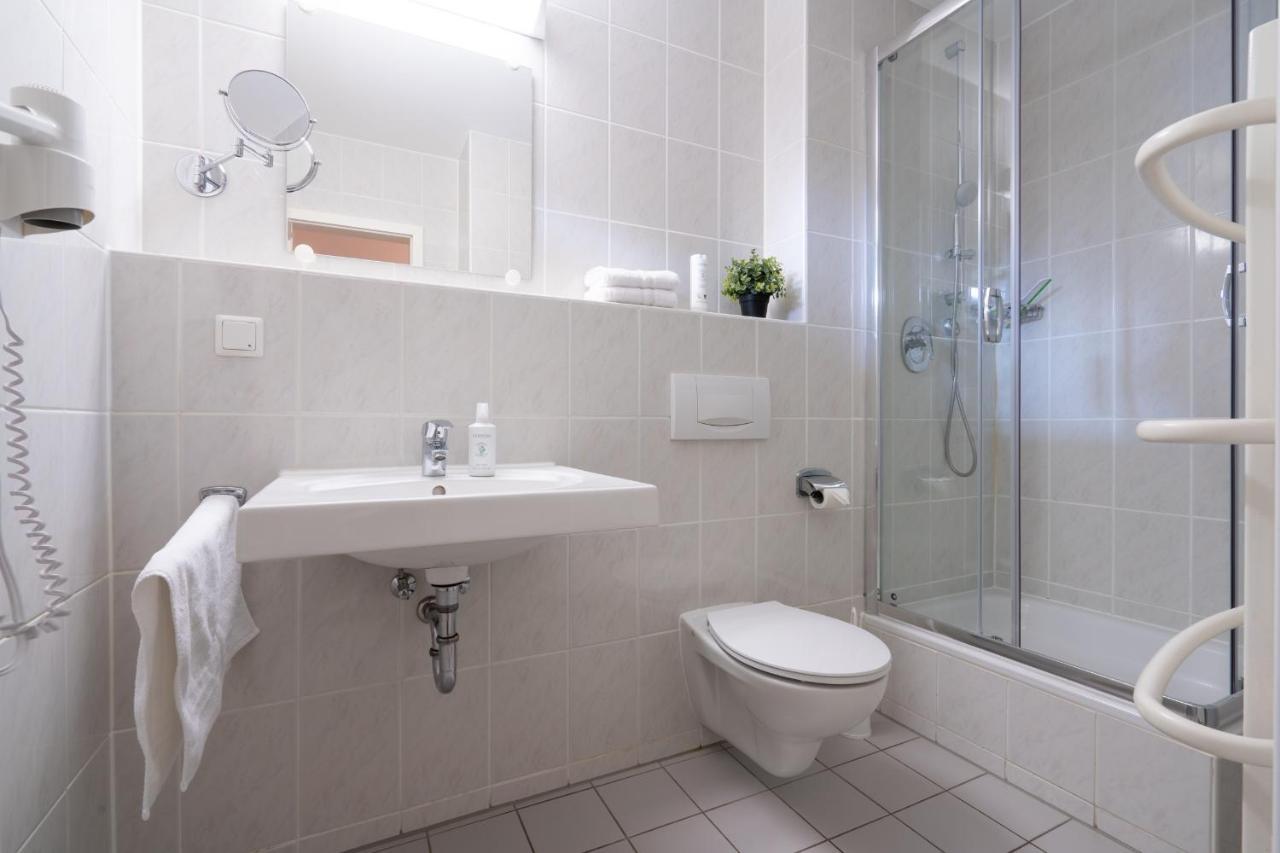 Feriendorf Rugana - Komfort Appartement Mit 1 Schlafzimmer Und Terrasse B16 Dranske Eksteriør billede